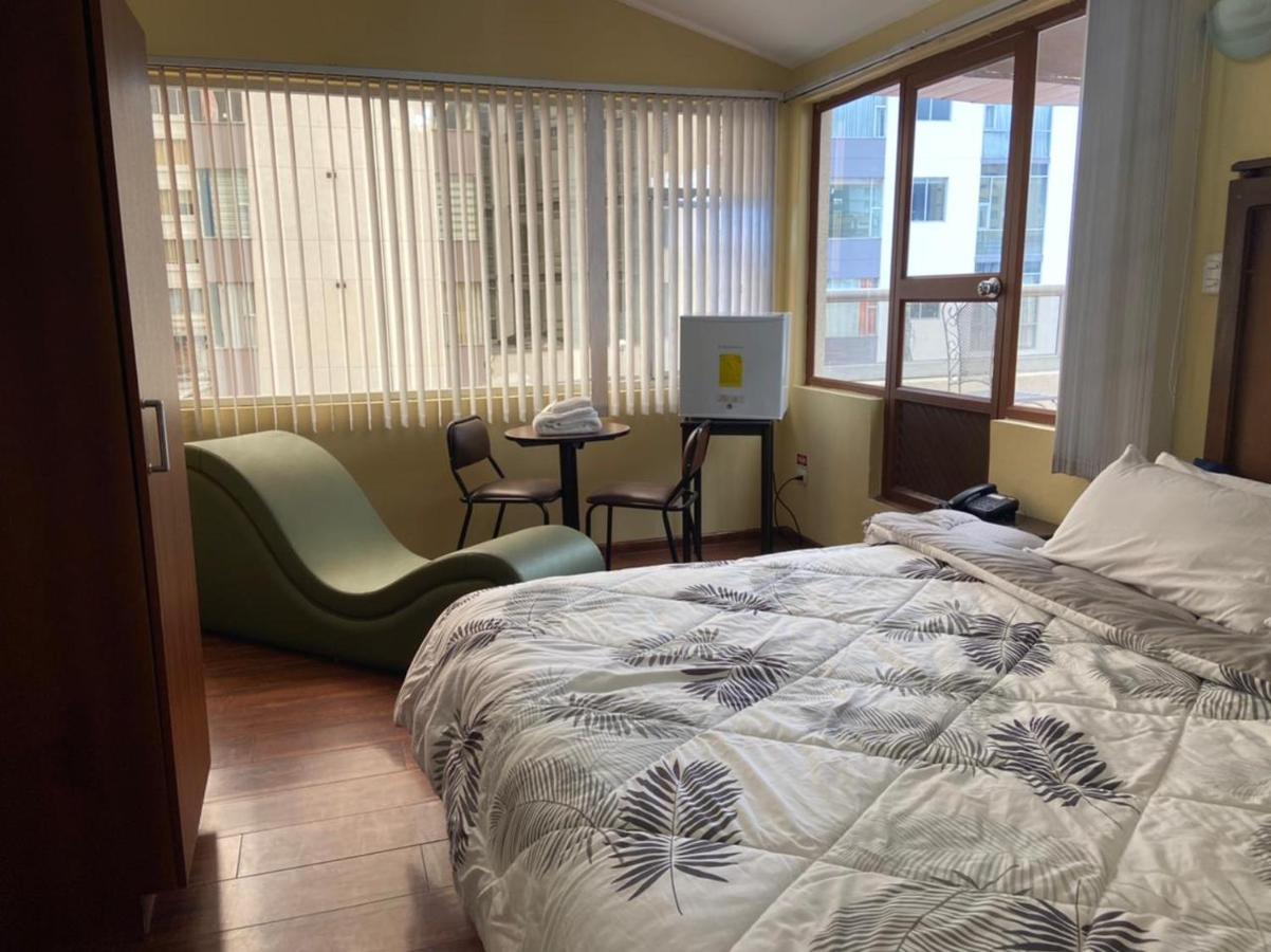 Hotel Saint Thomas Quito Ngoại thất bức ảnh