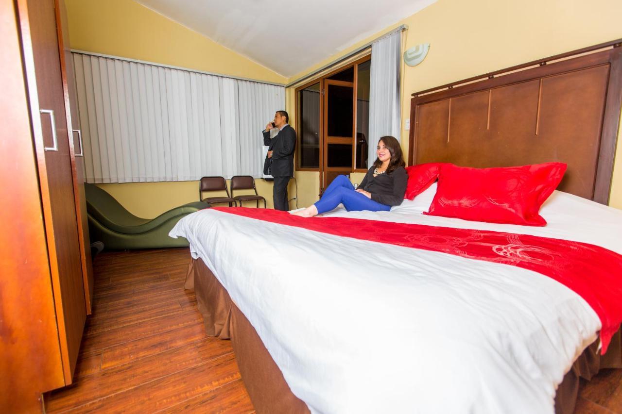 Hotel Saint Thomas Quito Ngoại thất bức ảnh